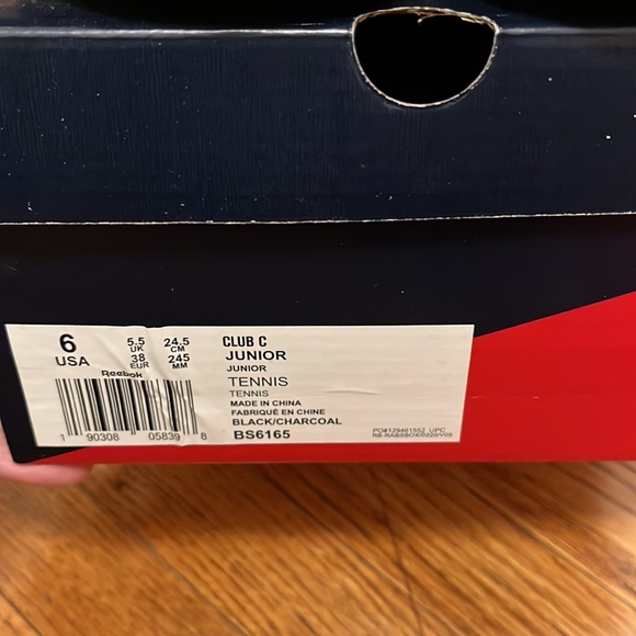 Reebok Club C Junior SZ 6 - Picture 3 of 3